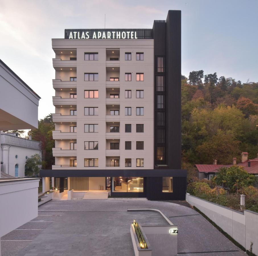 阿特拉斯公寓式酒店 Piatra Neamţ 外观 照片